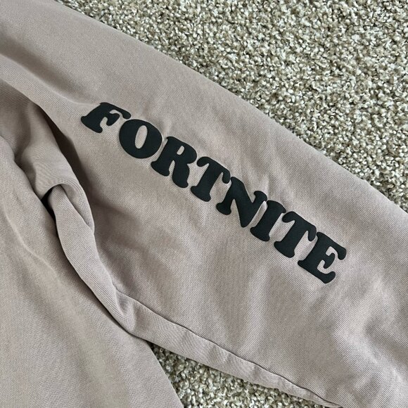 RARE Fortnite Mr Porter Collab Squad Puff Paint Cotton Sweatshirt Tan Size XL - Picture 6 of 8